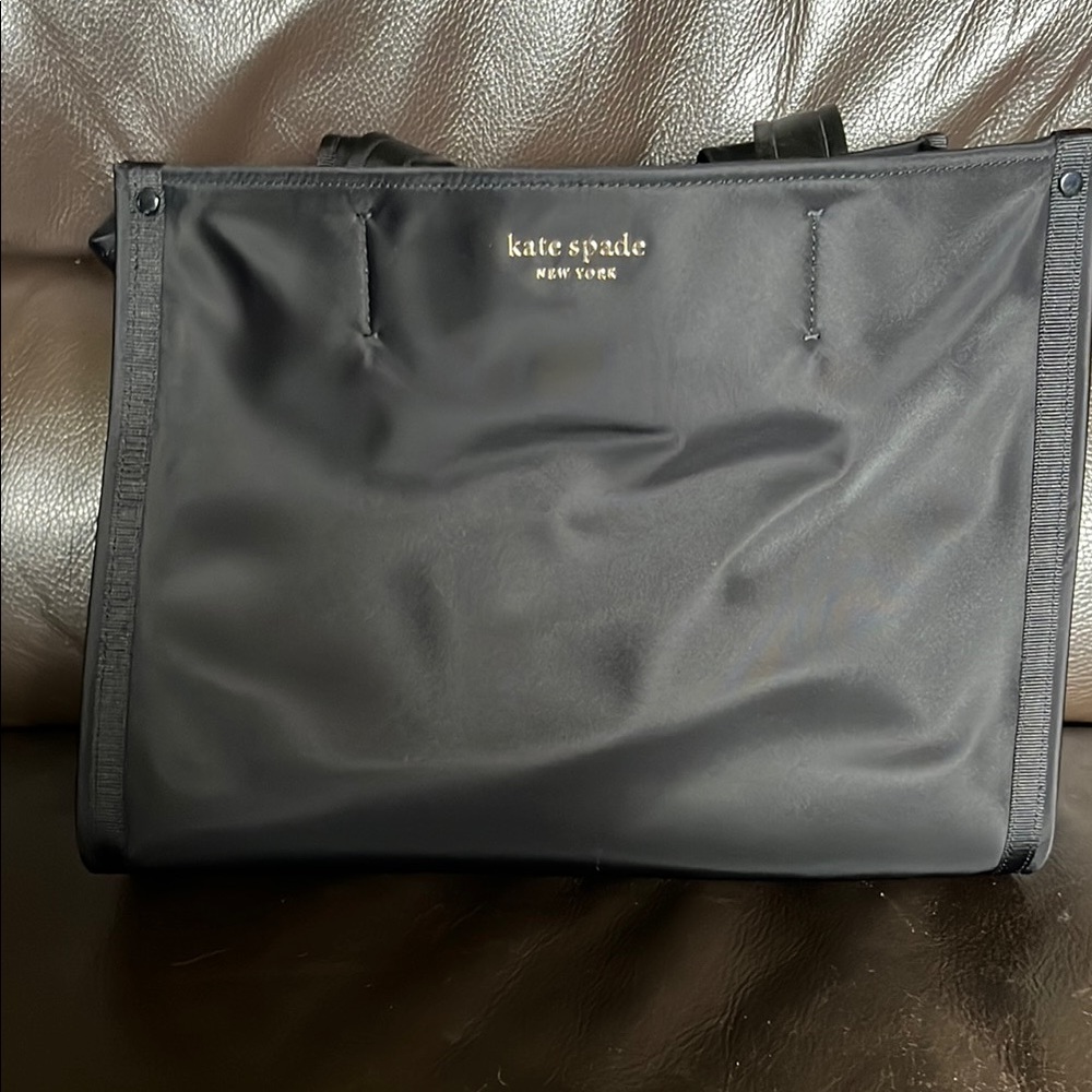 Kate Spade Black Shoulder Bag Sleek and Functional